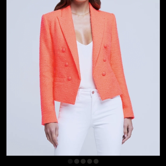 BEAUTIFUL AND CLASIC - Picture 15 of 15